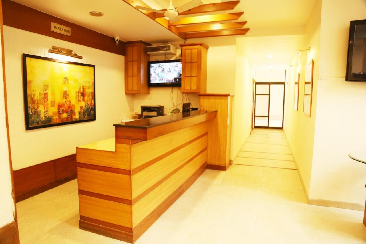 Hotel H26 Chandigarh Ngoại thất bức ảnh