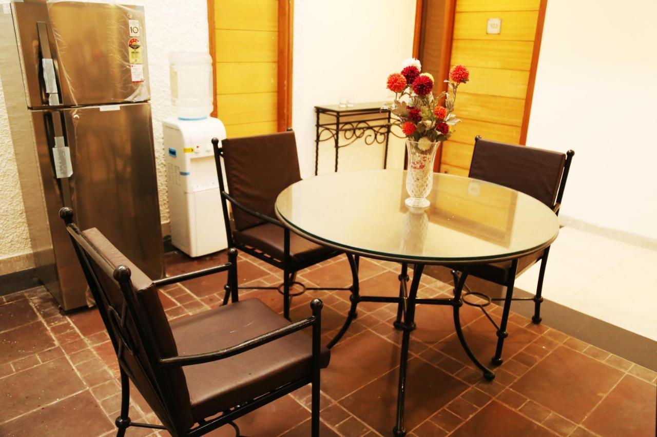 Hotel H26 Chandigarh Ngoại thất bức ảnh