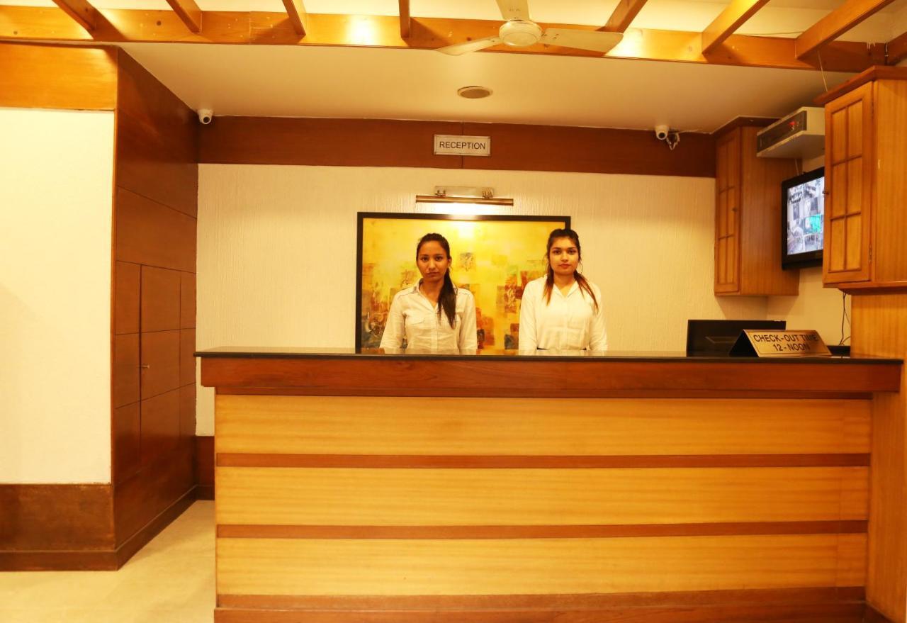 Hotel H26 Chandigarh Ngoại thất bức ảnh