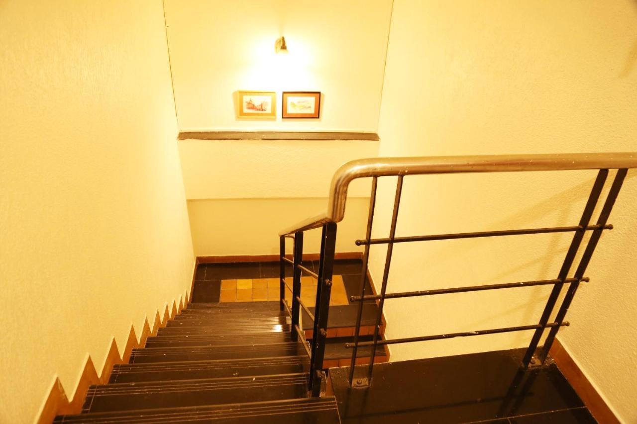 Hotel H26 Chandigarh Ngoại thất bức ảnh