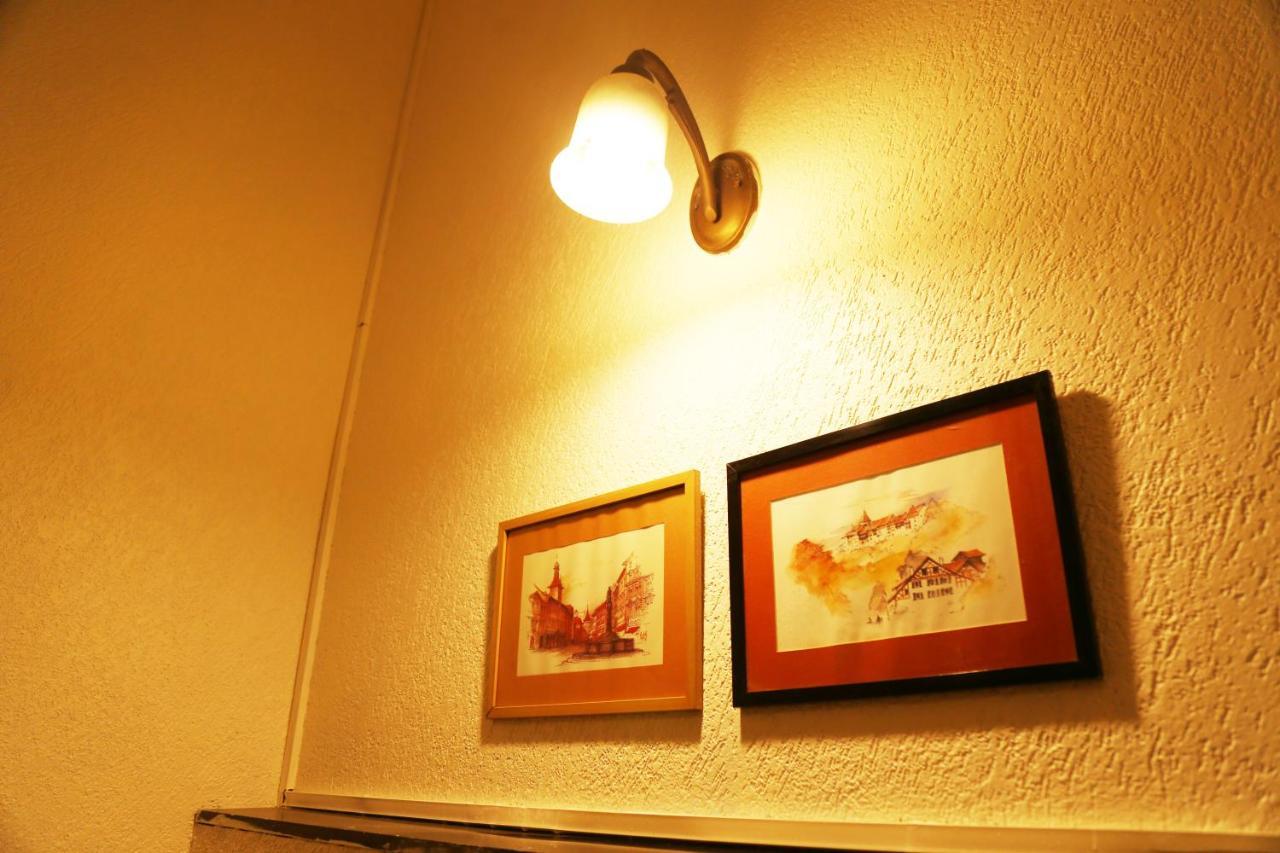 Hotel H26 Chandigarh Ngoại thất bức ảnh