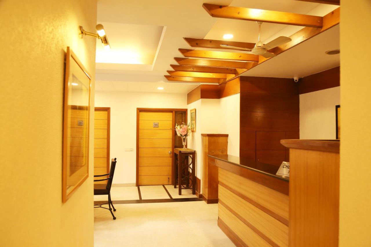 Hotel H26 Chandigarh Ngoại thất bức ảnh
